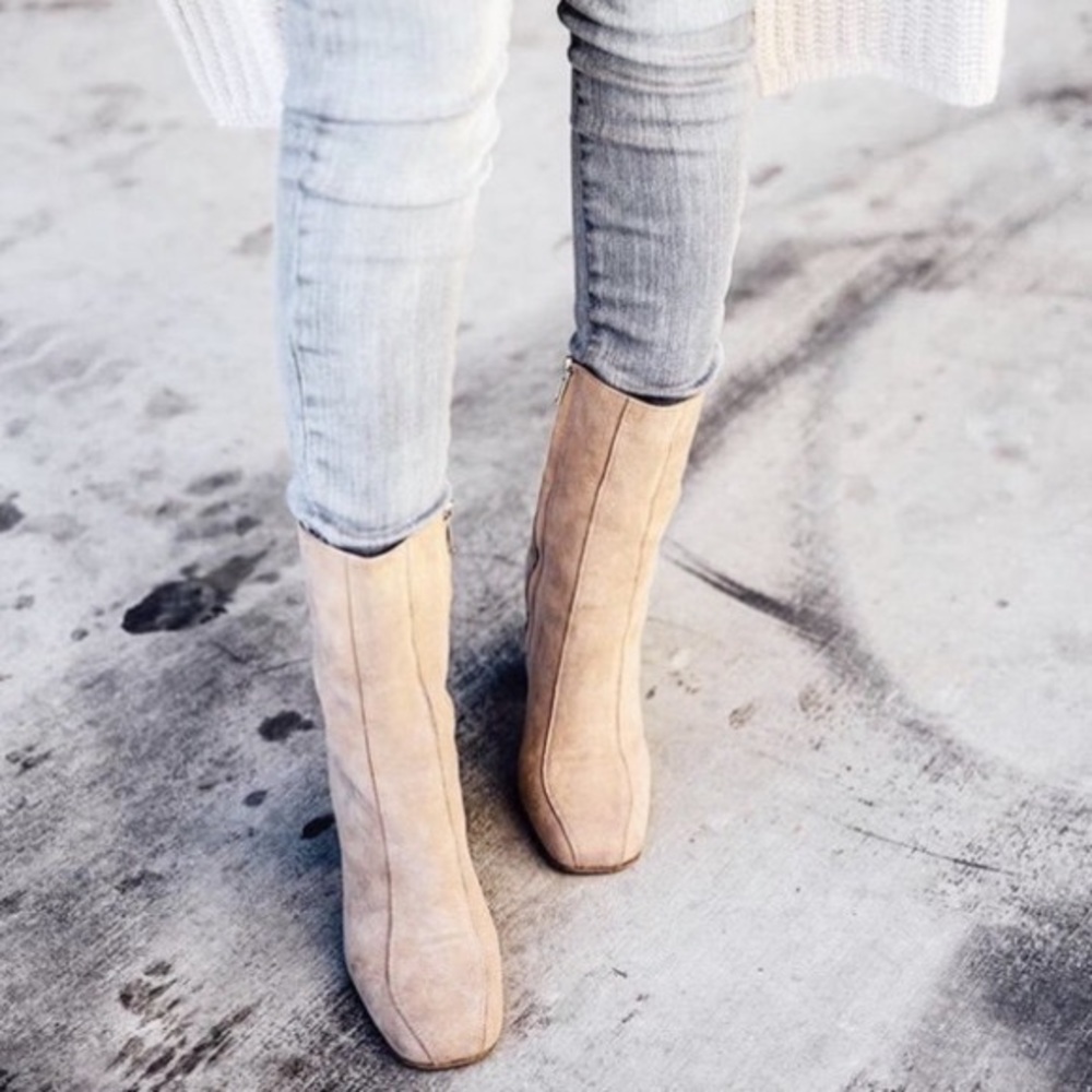 Tony Bianco Jessica Boot Camel Suede